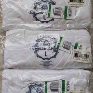 THREE (3) Macy's AMERICAN RAG Men's Basic V-Neck T-Shirts - White - Size L - NWT